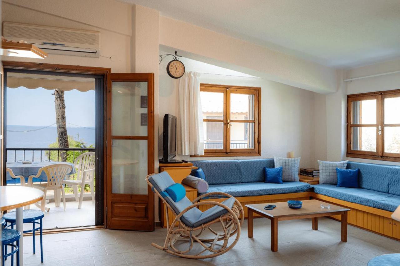 Seahouse With View Apartman Pszakúdia Kültér fotó